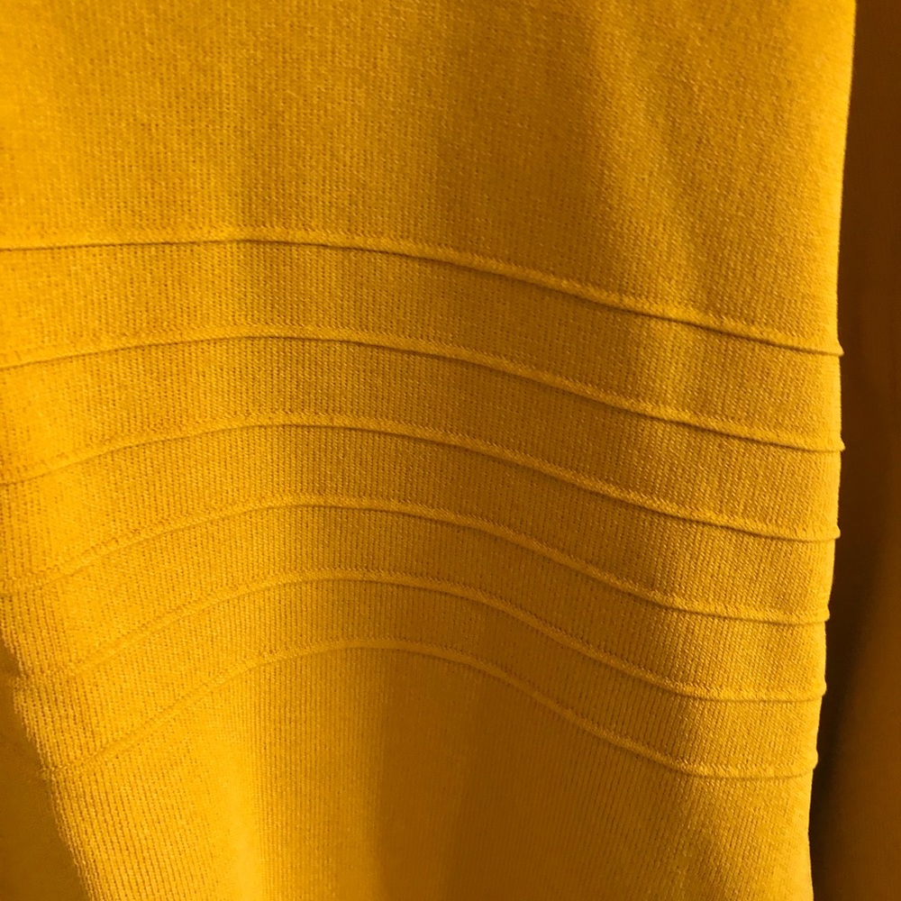 Ladies Fall top - Picture 3 of 4